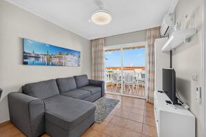 3 Bedroom Penthouse - Puerto de Santiago - Apartamentos Club la Mar — photo 3 of 17