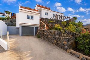 3 Bedroom House - Vera de Erques — photo 1 of 33