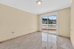 2 Bedroom Apartment - Acantilados de Los Gigantes - Gigansol del Mar — photo 10 of 16