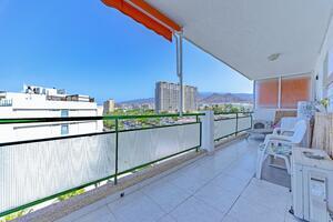 Seafront 1 Bedroom Apartment - Los Cristianos — photo 9 of 26