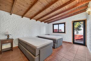 4 Bedroom House - Icod de Los Vinos — photo 28 of 35