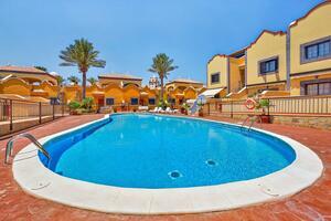 4 Bedroom Townhouse -  Bahía del Duque - Residencial Anayet — photo 17 of 26