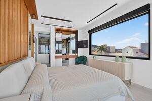 4 Bedroom Villa - El Madroñal — photo 17 of 40