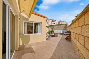 4 Bedroom Townhouse - El Madroñal — photo 9 of 40