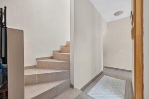 4 Bedroom Townhouse - El Madroñal — photo 27 of 40
