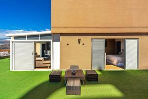 Seafront 4 Bedroom Apartment - Radazul — photo 8 of 63