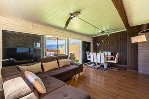 Seafront 4 Bedroom Apartment - Radazul — photo 14 of 63