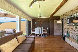 Seafront 4 Bedroom Apartment - Radazul — photo 15 of 63