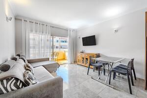 1 Bedroom Apartment - Los Cristianos - Los Ángeles — photo 4 of 16