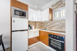 1 Bedroom Apartment - Los Cristianos - Los Ángeles — photo 6 of 16