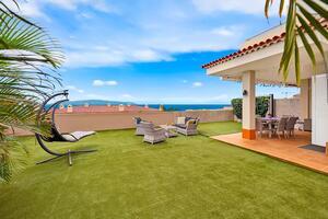 2 Bedroom Townhouse - Puerto de Santiago — photo 10 of 25