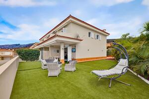 2 Bedroom Townhouse - Puerto de Santiago — photo 11 of 25