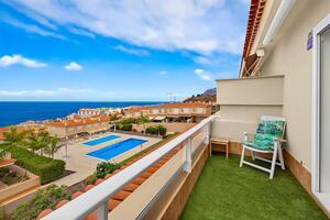 2 Bedroom Townhouse - Puerto de Santiago — photo 16 of 25