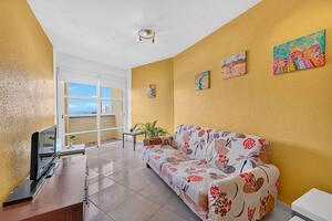 1 Bedroom Apartment - Valle de San Lorenzo - Residencial El Roque — photo 3 of 16