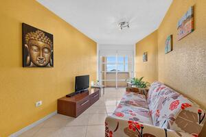 1 Bedroom Apartment - Valle de San Lorenzo - Residencial El Roque — photo 5 of 16