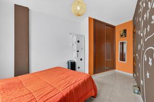1 Bedroom Apartment - Valle de San Lorenzo - Residencial El Roque — photo 11 of 16