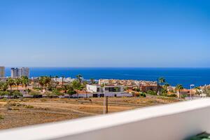 2 Bedroom Penthouse - Callao Salvaje - Un Posto al Sole — photo 2 of 16