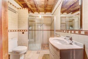 4 Bedroom House - Vilaflor — photo 13 of 44