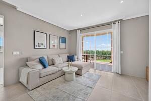 Seafront 3 Bedroom Townhouse - El Médano - Las Dunas — photo 12 of 49