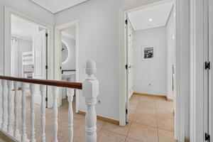 Seafront 3 Bedroom Townhouse - El Médano - Las Dunas — photo 26 of 49