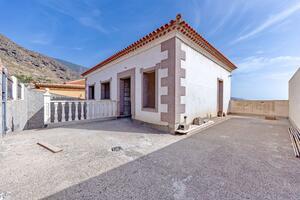 4 Bedroom Villa - Candelaria — photo 4 of 37