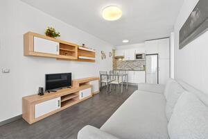 1 Bedroom Apartment - San Eugenio Alto - Caledonia Park — photo 7 of 17