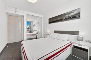 1 Bedroom Apartment - San Eugenio Alto - Caledonia Park — photo 12 of 17