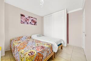 1 Bedroom Apartment - Los Cristianos - Comodoro — photo 14 of 16