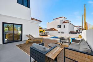 4 Bedroom Townhouse - Amarilla Golf — photo 4 of 24