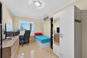 2 Bedroom Apartment - La Camella — photo 13 of 15