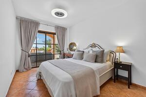 1 Bedroom Apartment - Bahía del Duque - Elite Palace — photo 13 of 17