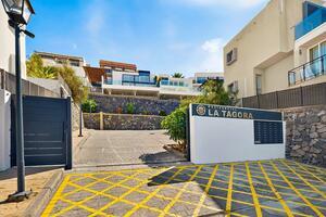 Luxury 3 Bedroom Villa - San Eugenio Alto - La Tagora — photo 2 of 38