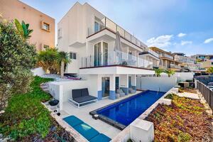 Luxury 3 Bedroom Villa - San Eugenio Alto - La Tagora — photo 2 of 40