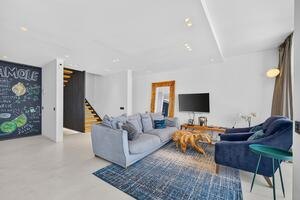 Luxury 3 Bedroom Villa - San Eugenio Alto - La Tagora — photo 4 of 40