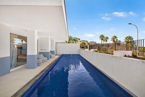 Luxury 3 Bedroom Villa - San Eugenio Alto - La Tagora — photo 37 of 40