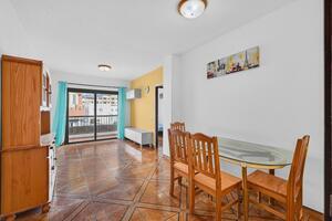 3 Bedroom Apartment - Puerto de Santiago - Los Ángeles — photo 5 of 18