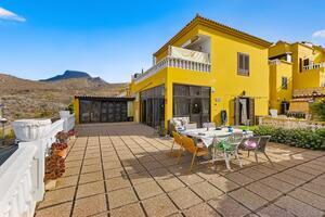 3 Bedroom Apartment - Chayofa - Tigaday — photo 3 of 25
