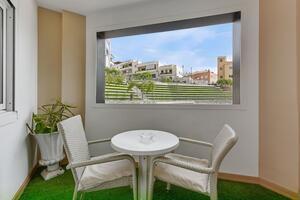 Seafront 2 Bedroom Apartment - Alcalá — photo 2 of 17