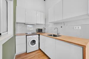 Seafront 2 Bedroom Apartment - Alcalá — photo 10 of 17