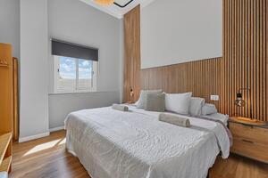 Seafront 2 Bedroom Apartment - Alcalá — photo 11 of 17