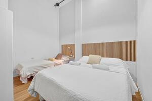 Seafront 2 Bedroom Apartment - Alcalá — photo 13 of 17