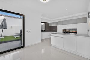 3 Bedroom Villa - Roque del Conde — photo 13 of 49