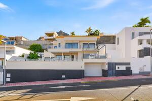 3 Bedroom Villa - Roque del Conde — photo 42 of 49