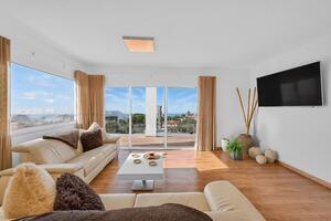 5 Bedroom Villa - Arona — photo 10 of 43