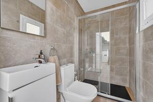 5 Bedroom Villa - Arona — photo 33 of 43
