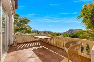 5 Bedroom Villa - Chayofa - Chayofa de Los Cristianos — photo 36 of 40