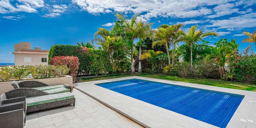 5 Bedroom Villa - Torviscas Alto
