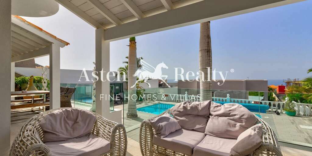 Villa mit 4 Schlafzimmern - Torviscas Alto