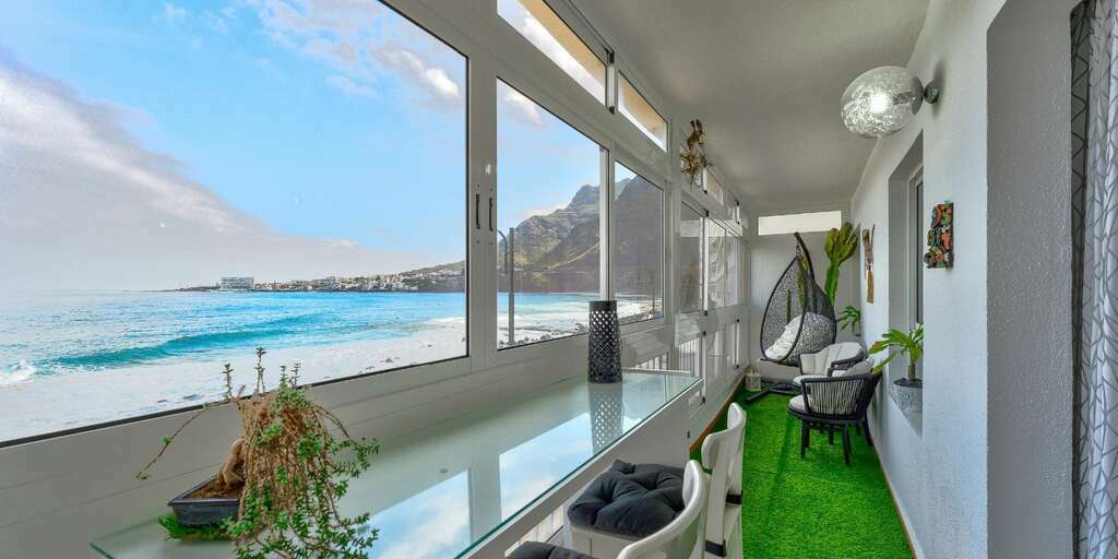 Seafront 2 Bedroom Apartment - Bajamar - Edificio Nautilus