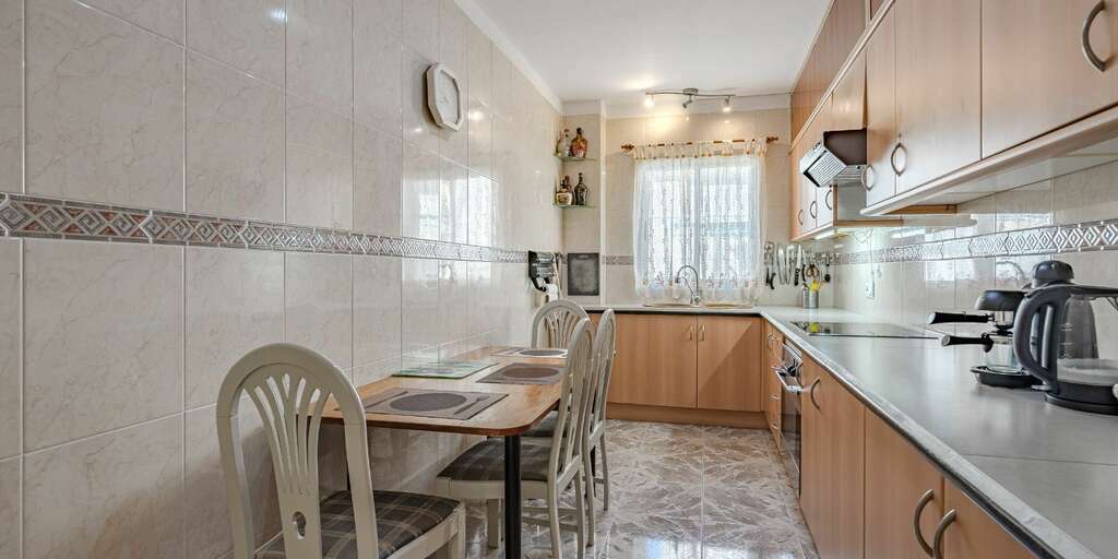3 slaapkamers Appartement - Buzanada